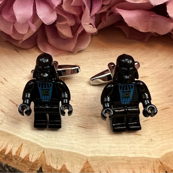 Star Wars Darth Vader Lego Cufflinks - Picture 6 of 16